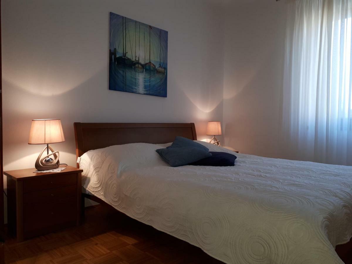 Apartment Korni Пореч Екстериор снимка