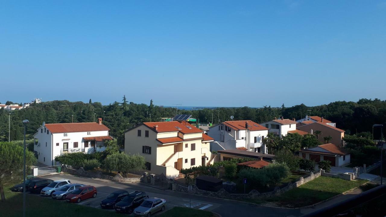 Apartment Korni Пореч Екстериор снимка